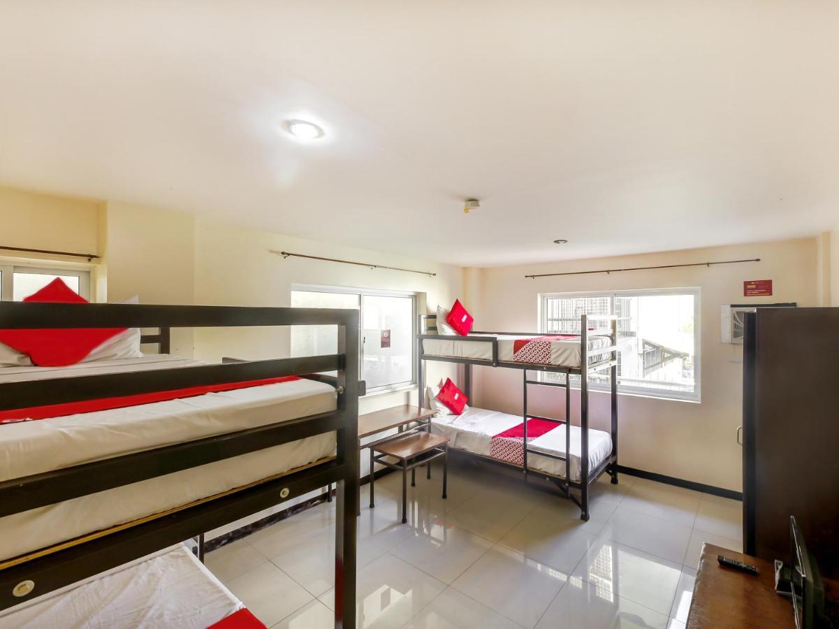 Oyo 842 City Smiles Apartelle San Juan  Exterior photo